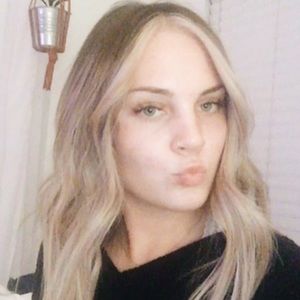 Meet your Posher, Ashlee